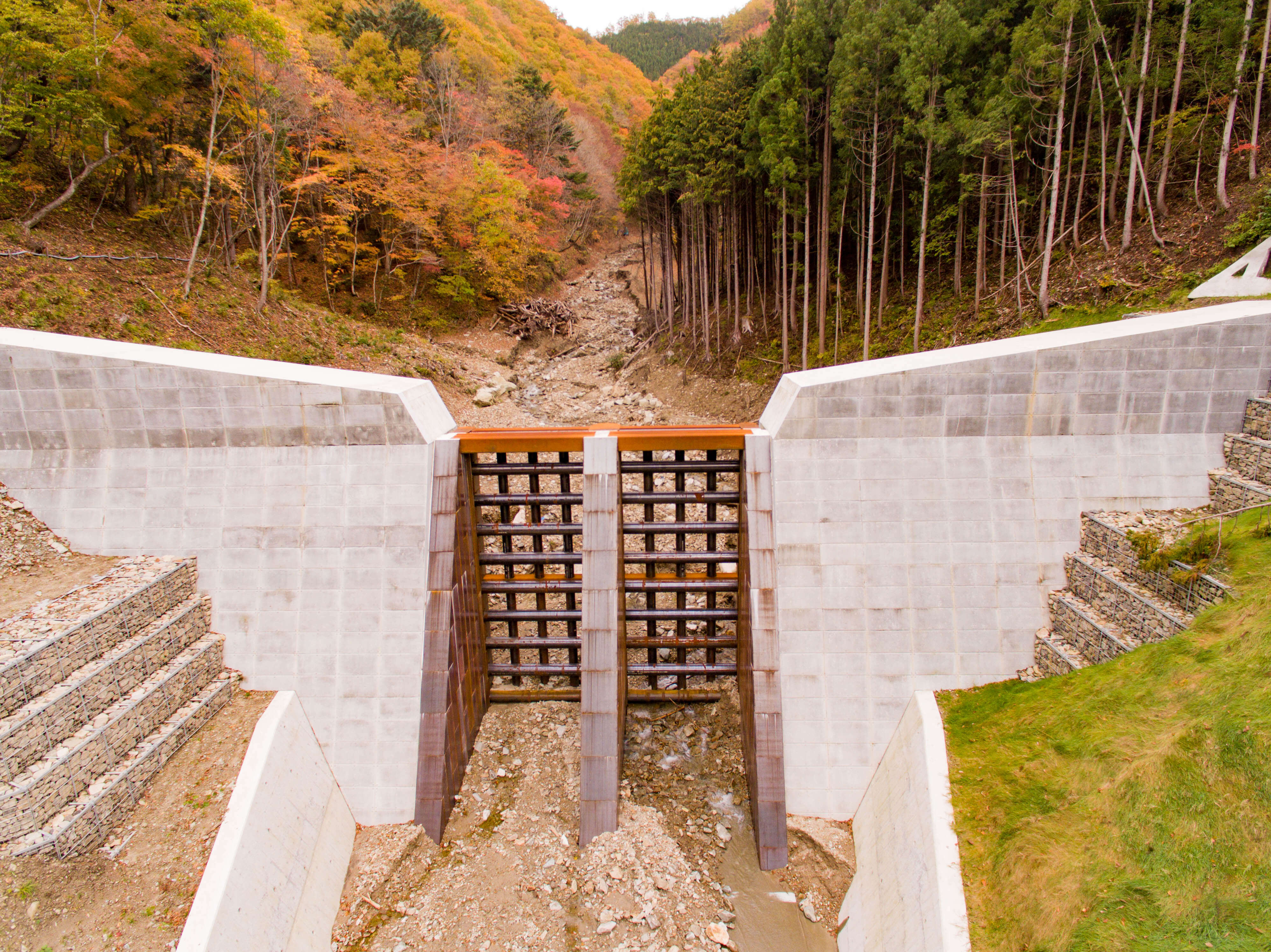 Hbbo 型砂防堰堤 砂防堰堤 災害復旧のご検討は株式会社共生