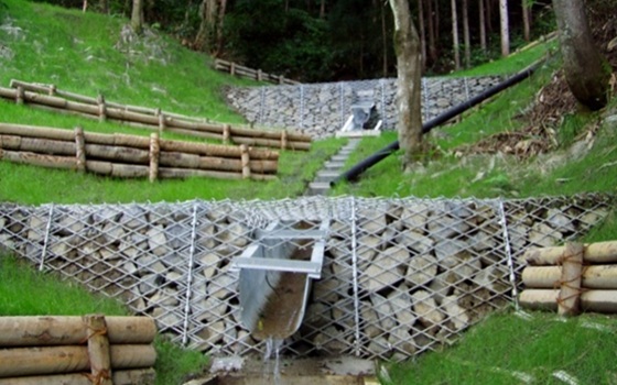 護岸工｜EXギャビオン　土留工事例