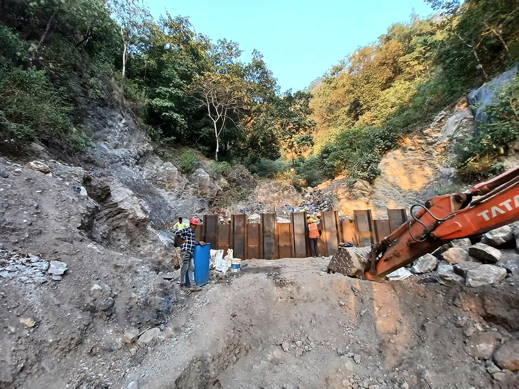 インド北部山岳州における山地災害対策プロジェクトでダブルウォールの技術協力